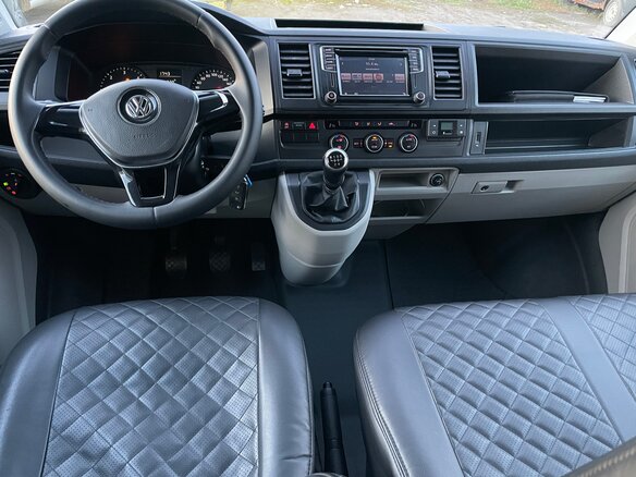 2017 Volkswagen Caravelle T6, серый, 2550000 рублей - вид 7