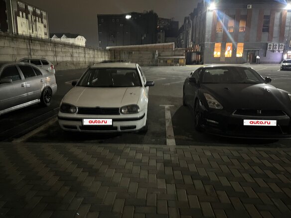 1998 Volkswagen Golf IV, белый, 200000 рублей