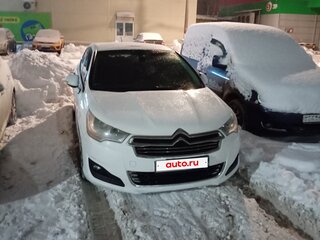2016 Citroen C4 II, белый, 700000 рублей, вид 2