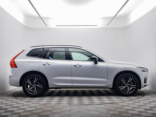 2020 Volvo XC60 II, белый, 4489000 рублей, вид 4