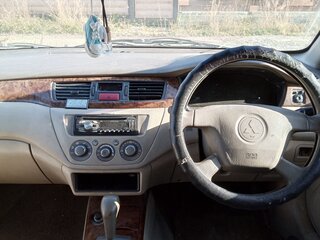 2001 Mitsubishi Lancer Cedia IX, чёрный, 280000 рублей, вид 5