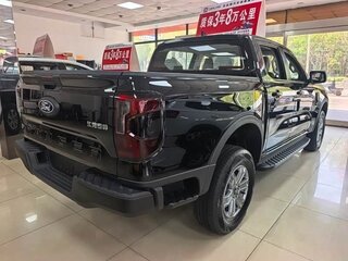 2026 Ford Ranger Double Cab T6.2, чёрный, 4300000 рублей, вид 5