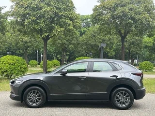 2023 Mazda CX-30 I, серый, 1781000 рублей, вид 4