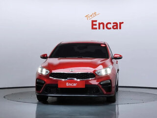 2020 Kia K3 II, пурпурный, 1450000 рублей, вид 2