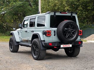 2023 Jeep Wrangler IV (JL) Рестайлинг, серый, 12500000 рублей, вид 4