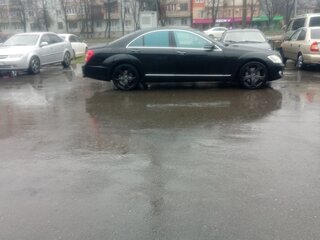 2007 Mercedes-Benz S-Класс 450 V (W221), чёрный, 1500000 рублей, вид 1