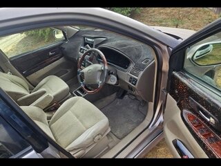 2002 Toyota Gaia, серый, 400000 рублей, вид 3