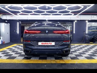 2022 BMW X6 40d III (G06), серый, 10500000 рублей, вид 2