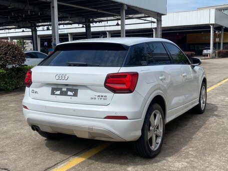 2022 Audi Q2 L 35 TFSI I Рестайлинг, голубой, 1644000 рублей, вид 4