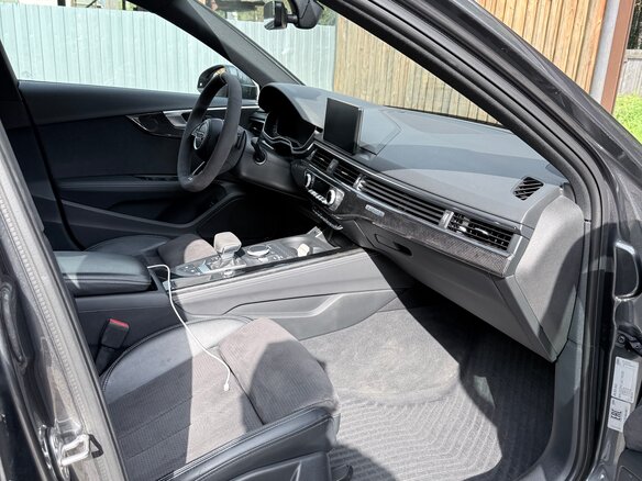 2018 Audi A4 V (B9), серый, 3100000 рублей - вид 8