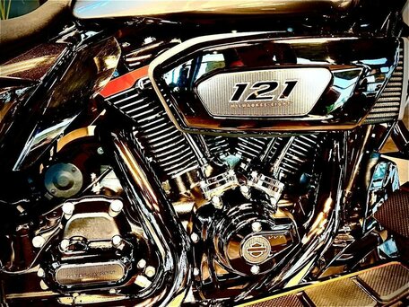 2025 Harley-Davidson CVO Road Glide, серый, 6500000 рублей, вид 4