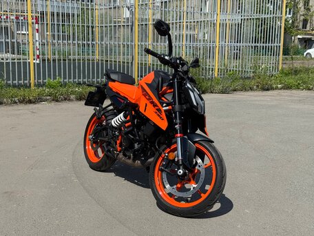 2023 KTM 390 Duke, оранжевый, 529000 рублей, вид 1