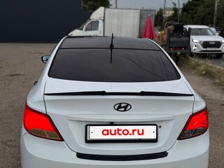 2015 Hyundai Solaris I Рестайлинг, белый, 580000 рублей, вид 3