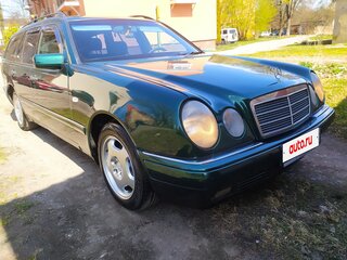 1996 Mercedes-Benz E-Класс 230 II (W210, S210), зелёный, 440000 рублей, вид 3