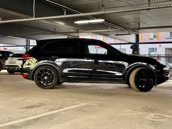 2012 Porsche Cayenne Diesel II (958), чёрный, 2650000 рублей - вид 6