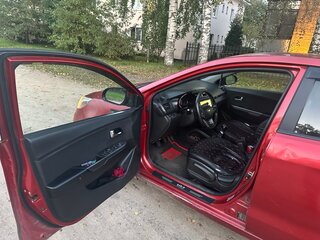 2011 Kia Rio 5-speed III, красный, 390000 рублей, вид 1