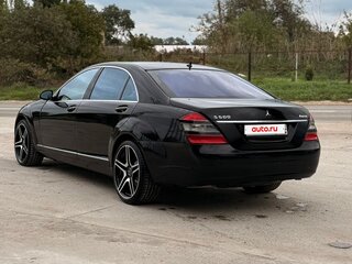 2008 Mercedes-Benz S-Класс 500 V (W221), чёрный, 900000 рублей, вид 4