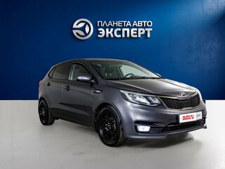 2016 Kia Rio III Рестайлинг, серый, 890000 рублей, вид 3