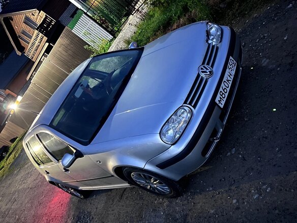 2001 Volkswagen Golf IV, серебристый, 330000 рублей - вид 9