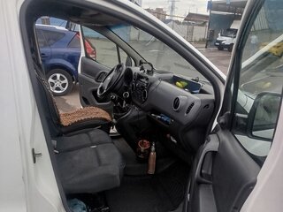 2011 Peugeot Partner II, белый, 380000 рублей, вид 5