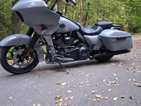 2020 Harley-Davidson Road Glide Special, серый, 1720000 рублей, вид 2