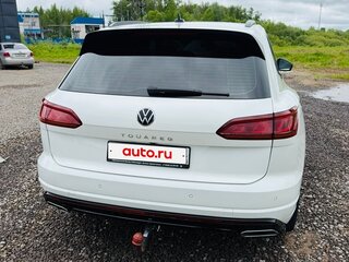 2021 Volkswagen Touareg III, белый, 4700000 рублей, вид 5