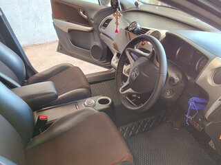 2011 Honda Stream II Рестайлинг, чёрный, 1200000 рублей, вид 5