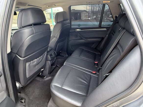 2011 BMW X5 35i II (E70) Рестайлинг, серый - вид 10