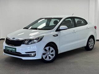 2015 Kia Rio III Рестайлинг, белый, 999000 рублей, вид 1