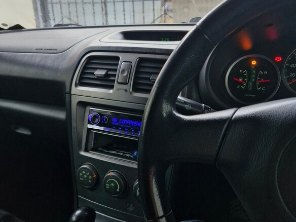 2004 Subaru Impreza II Рестайлинг 1, серый, 380000 рублей - вид 8
