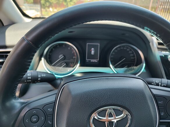 2020 Toyota Camry VIII (XV70), белый, 3500000 рублей - вид 6