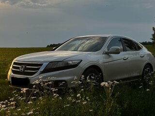 2013 Honda Crosstour I Рестайлинг, белый, 1550000 рублей, вид 4