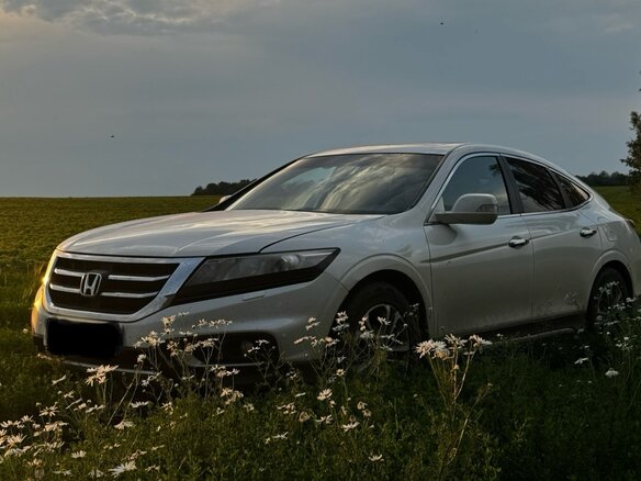 2013 Honda Crosstour I Рестайлинг, белый, 1550000 рублей - вид 3