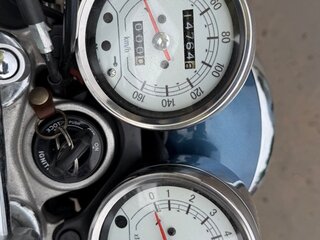 2019 Yamaha SR400, голубой, 509000 рублей, вид 4