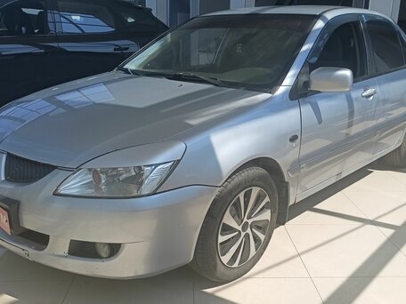 Mitsubishi Lancer IX