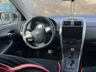 2012 Toyota Corolla X (E140, E150) Рестайлинг, чёрный, 1000000 рублей, вид 4