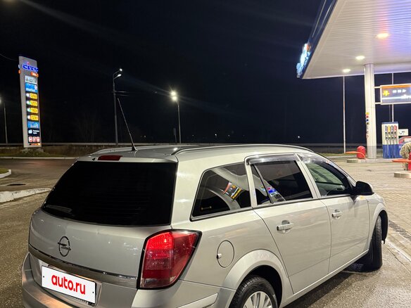 2011 Opel Astra H Рестайлинг, серебристый, 680000 рублей - вид 17