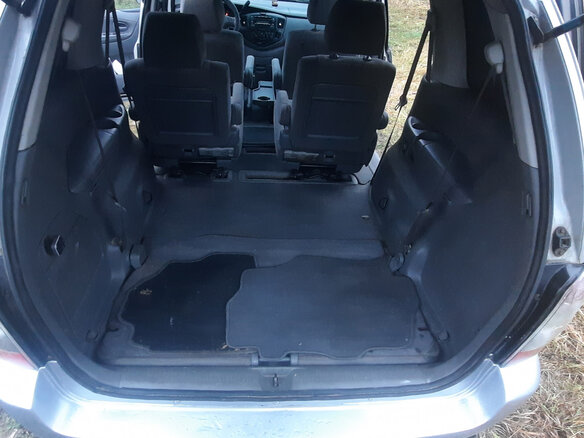 2004 Mazda MPV II (LW) Рестайлинг, серебристый, 750000 рублей - вид 4