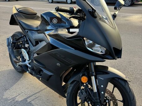 2020 Yamaha YZF-R3, чёрный, 520000 рублей, вид 2