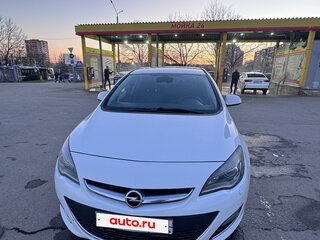 2013 Opel Astra J Рестайлинг, белый, 1300000 рублей, вид 2