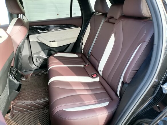 2024 Geely Monjaro I, чёрный - вид 11