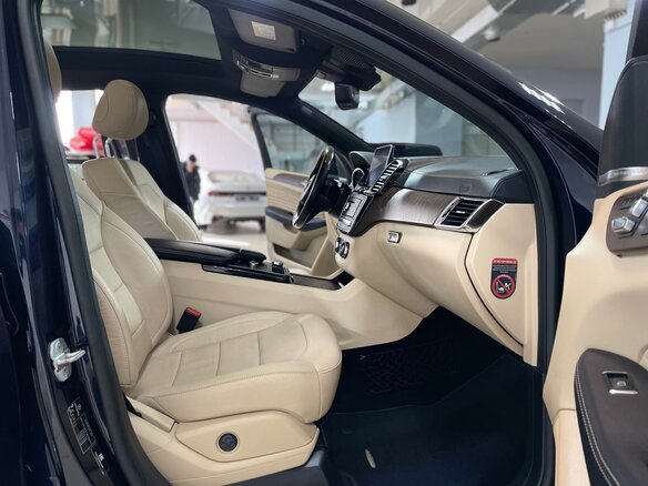 2015 Mercedes-Benz GLE Coupe 400 I (C292), синий, 3850000 рублей - вид 19