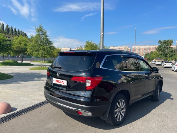 2020 Honda Pilot III Рестайлинг, чёрный, 5250000 рублей - вид 4