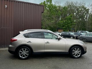 2010 Infiniti EX37 I (J50), бежевый, 1500000 рублей, вид 3