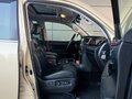 2011 Lexus LX 570 III, золотистый, 4700000 рублей - вид 7