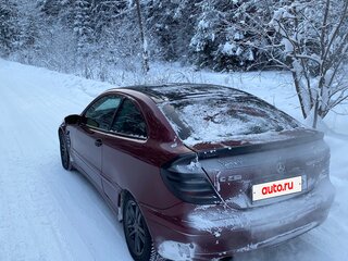 2001 Mercedes-Benz C-Класс 230 II (W203), красный, 550000 рублей, вид 4