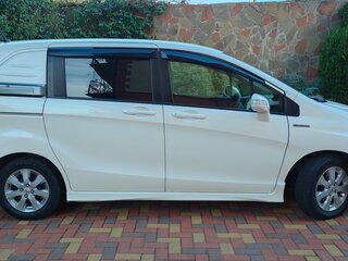2012 Honda Freed Spike I Рестайлинг, белый, 1290000 рублей, вид 3