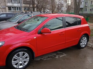 2010 Opel Astra H Рестайлинг, красный, 450000 рублей, вид 2