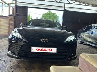 2021 Toyota Camry VIII (XV70) Рестайлинг, чёрный, 4150000 рублей, вид 3