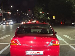 2005 Mitsubishi Lancer Evolution VIII, красный, 3800000 рублей, вид 4